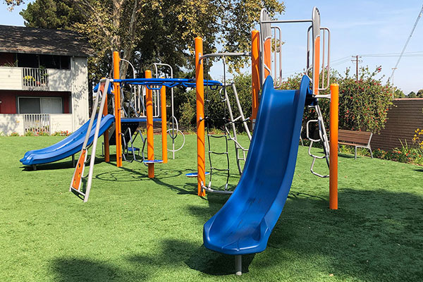 The Crossings Apartments - Sunnyvale, CA