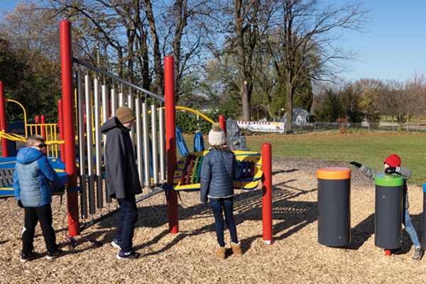 Music Play Play Systems